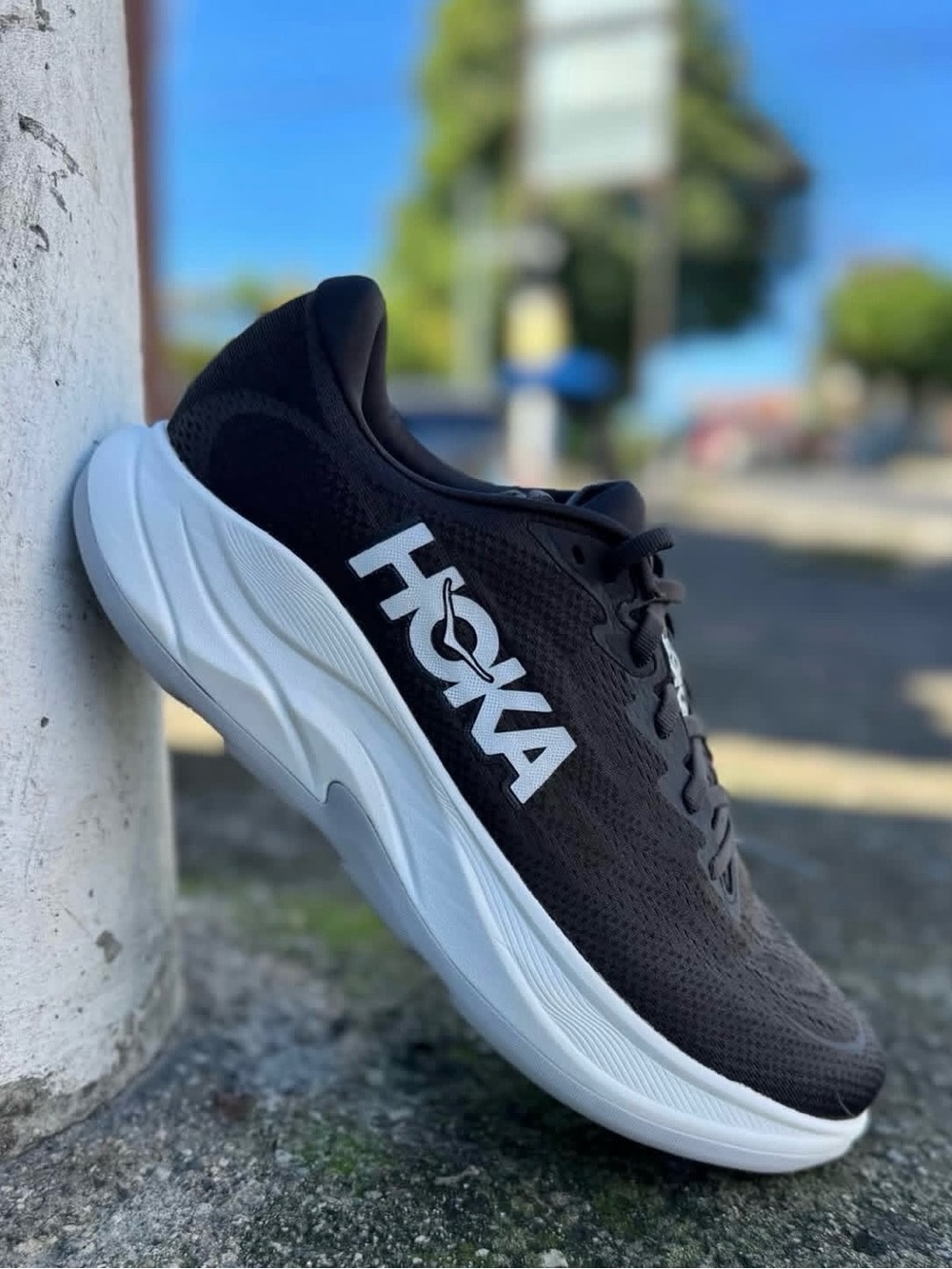 Hoka ONE ONE 🔥 Rincon 4 Black White Running Shoe's 1155130 BWHT Men's Sz 11